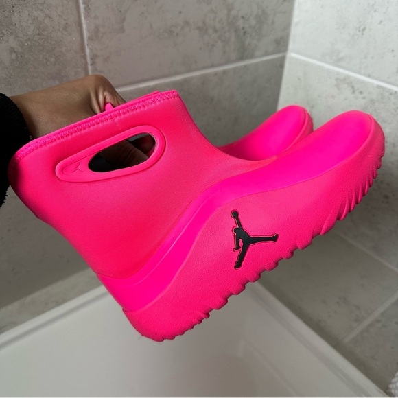 Jordan Pink Girls Boots Size 3 Youth - Picture 15 of 15